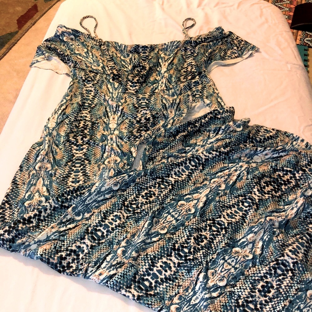 Tart Snake print cold shoulder Maxi Dress Large